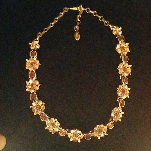 Vintage Lisner choker topaz color necklace GUC - Picture 8 of 8
